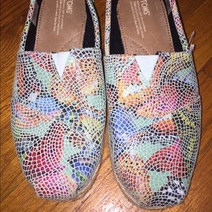 NWOT Blue Leather Mosaic Butterfly Toms sz 9